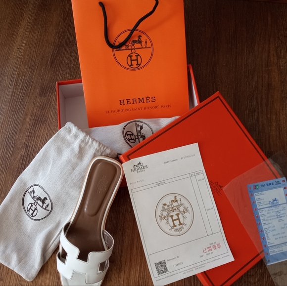 White Hermes sandles - Picture 3 of 3